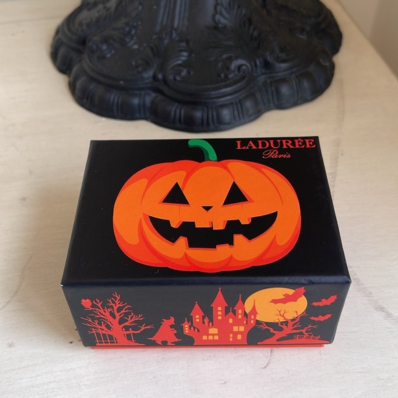 LADURÉE HALLOWEEN BOX - Picture 11 of 11